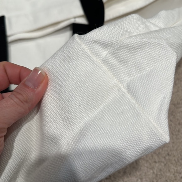 Large canvas tote - Picture 4 of 6